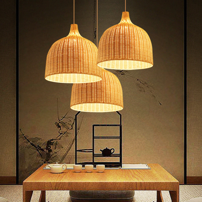 Lampadario in bambù intrecciato, comodino, camera da letto, sala da tè in stile giapponese