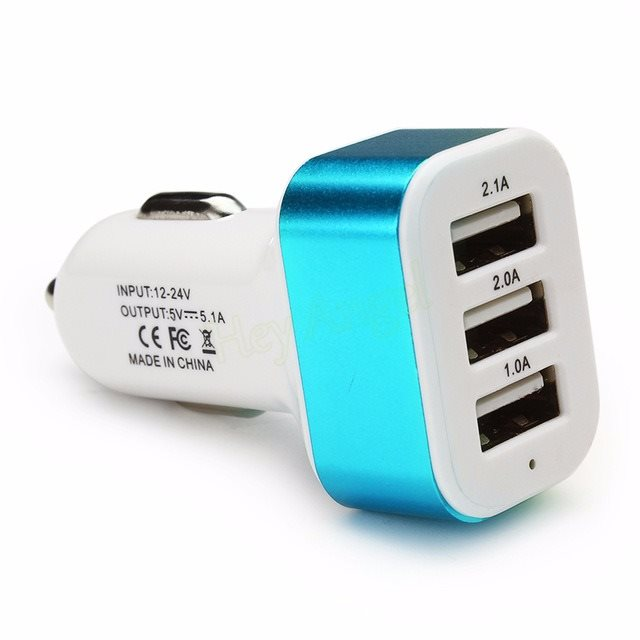 Neues 3USB-Autoladegerät USB-Hochleistungs-Universal-Autoladegerät Quadratisches Aluminium-Autoladegerät