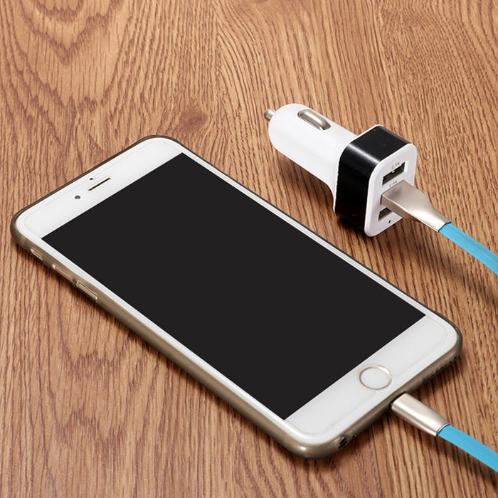 Neues 3USB-Autoladegerät USB-Hochleistungs-Universal-Autoladegerät Quadratisches Aluminium-Autoladegerät