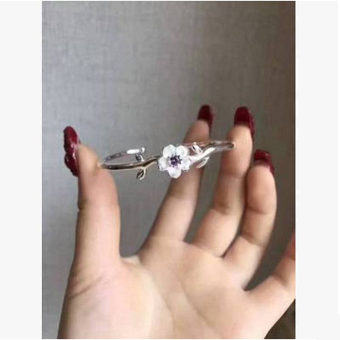 Floraler Silberschmuck für Frauen