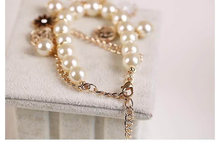Pearl flower bracelet jewelry