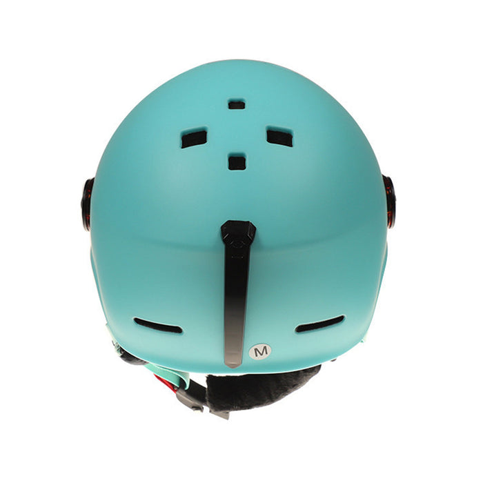 Skihelm mit Schutzbrille