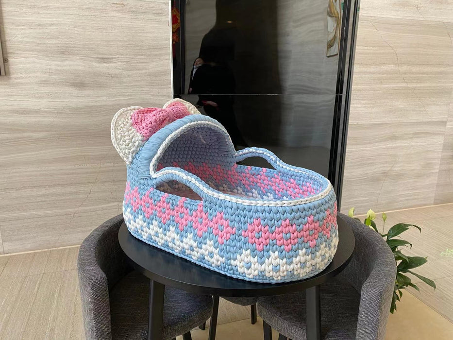 Baby bed woven material package finished product