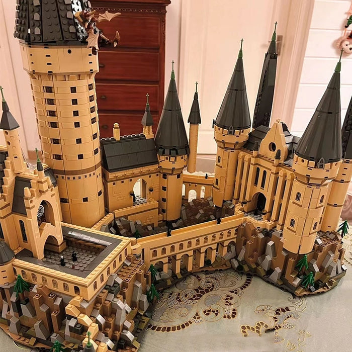 Movie Classics 16060 Magic School Castle Model 6120pcs Modular